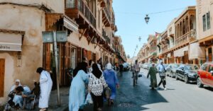 Straatbeeld in de havenstad Djibouti City