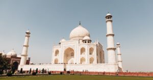 Taj Mahal in Agra bij zonsopgang