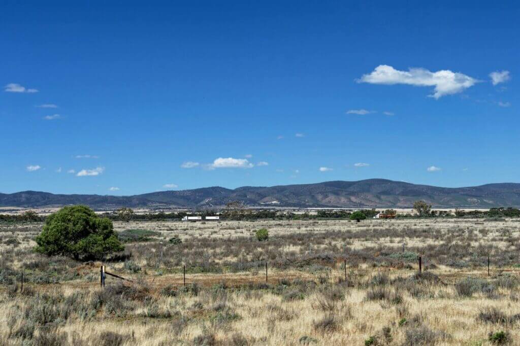 De rode wegen van de Flinders Ranges